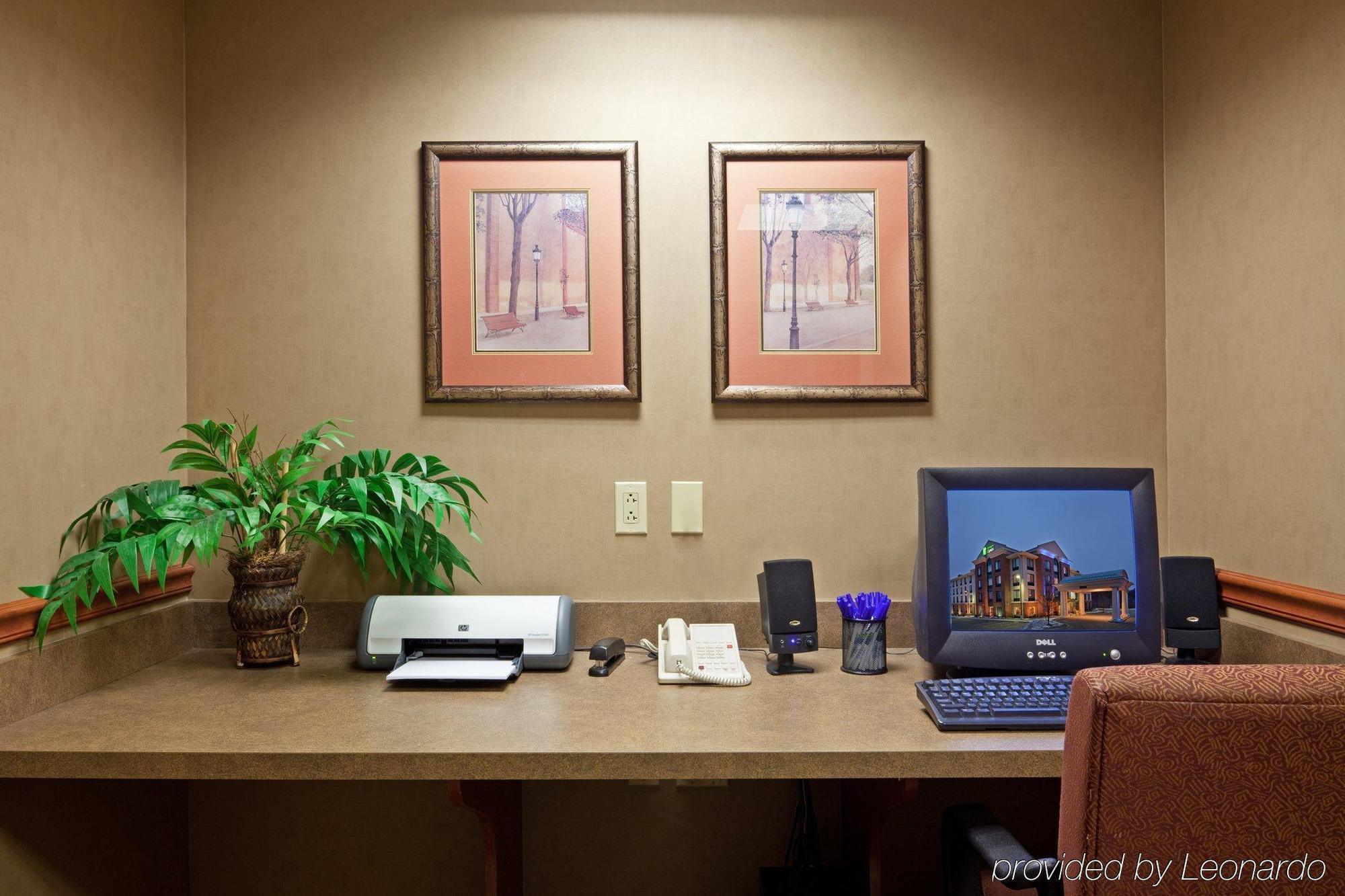 Holiday Inn Express Hotel & Suites Auburn By Ihg Instalações foto