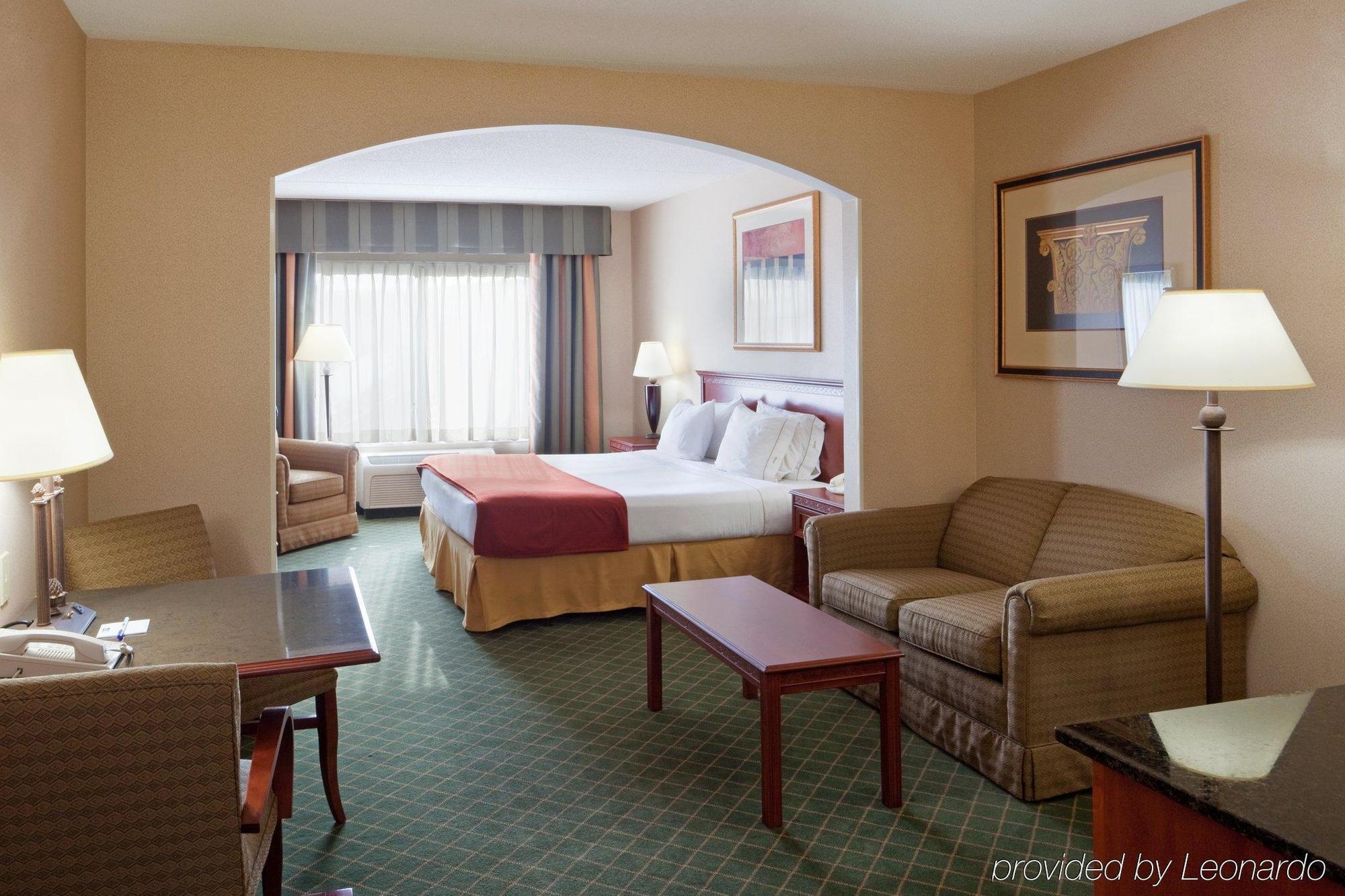 Holiday Inn Express Hotel & Suites Auburn By Ihg Quarto foto