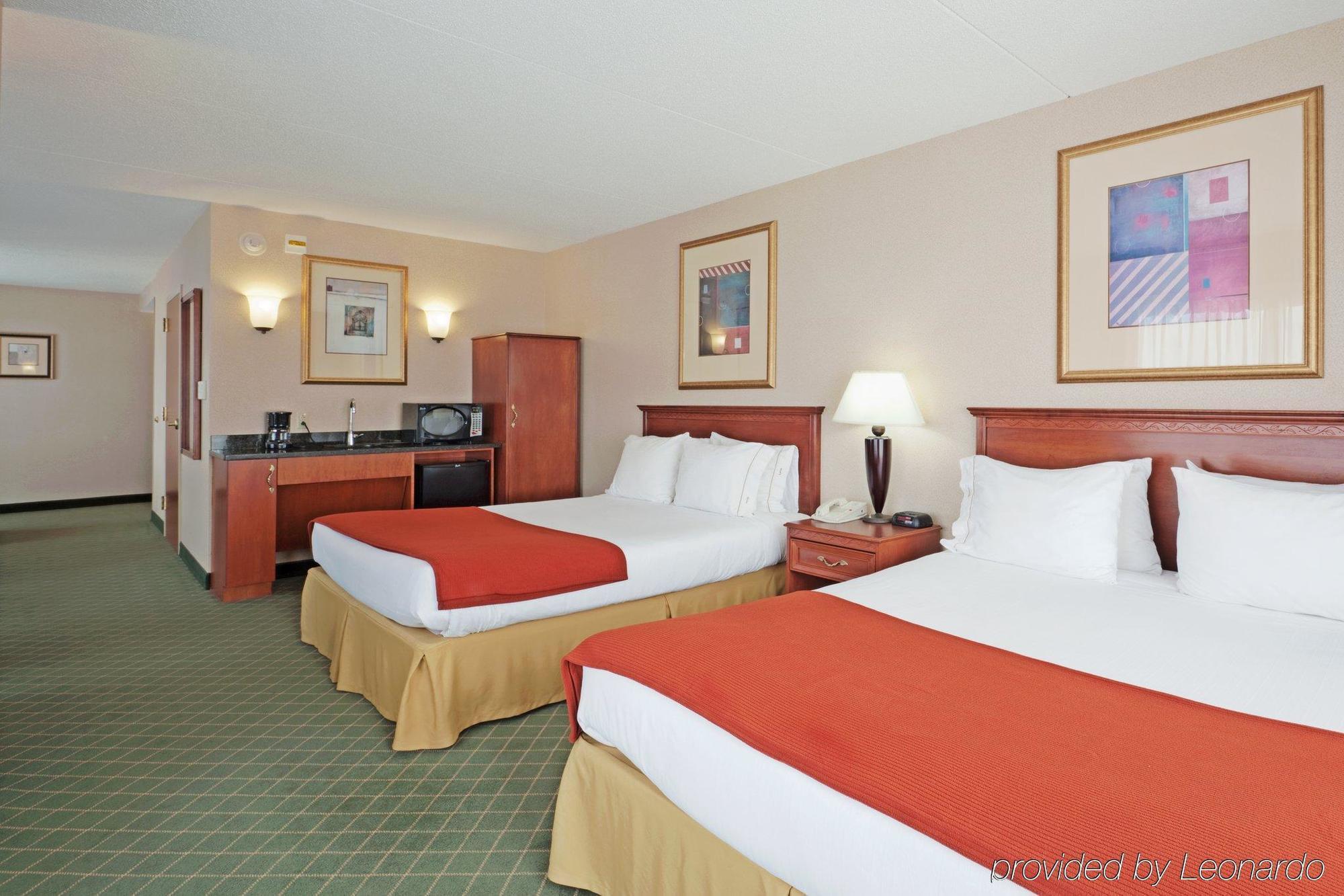 Holiday Inn Express Hotel & Suites Auburn By Ihg Quarto foto
